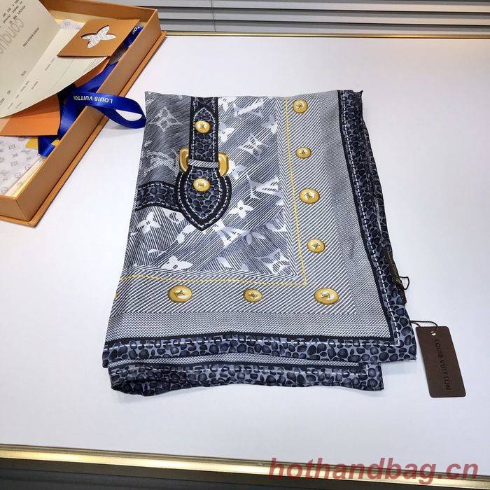 Louis Vuitton Scarf LVS00179